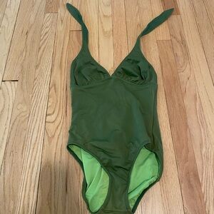 Halter one piece swimsuit. EUC. Size 8 D-cup